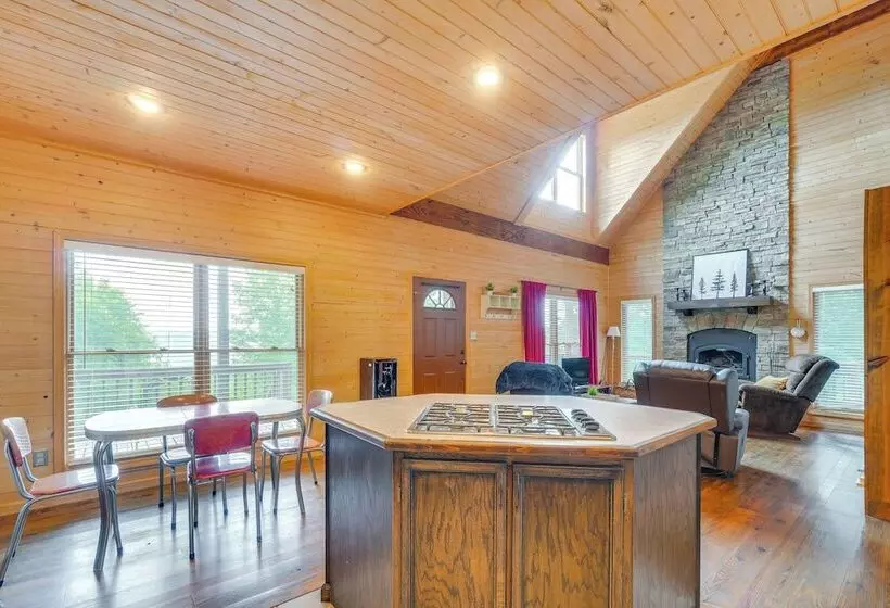 Crawford Cottage W/ Fireplace & Mountain Views!