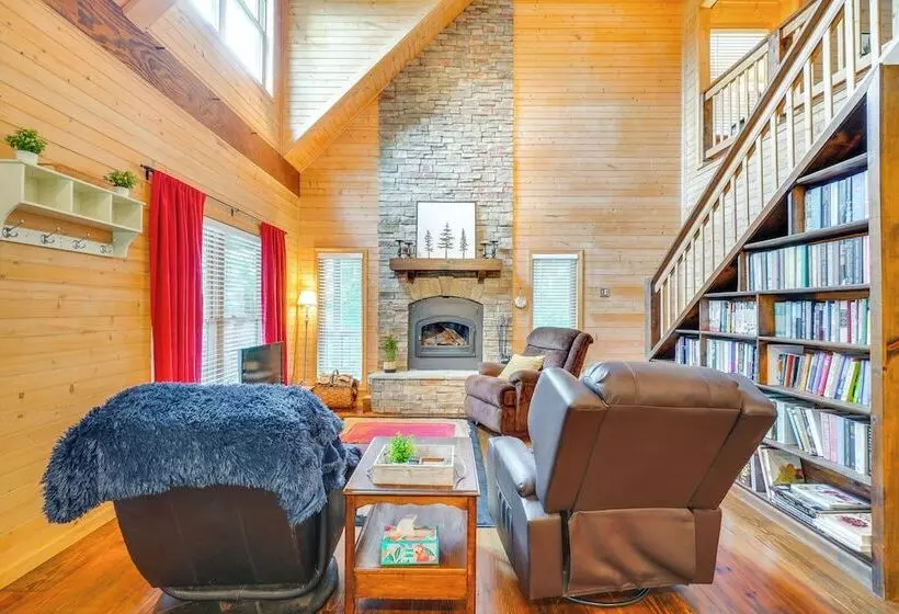 Crawford Cottage W/ Fireplace & Mountain Views!