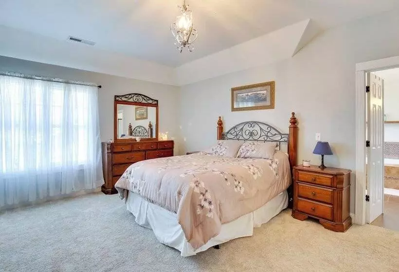 6 Mi To Autzen Stadium: Eugene Home W/ Gazebo