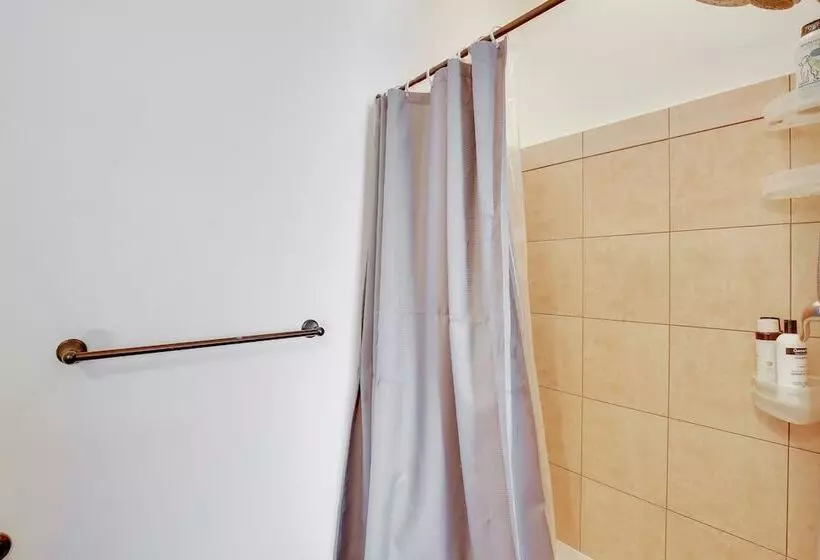 6 Mi To Autzen Stadium: Eugene Home W/ Gazebo