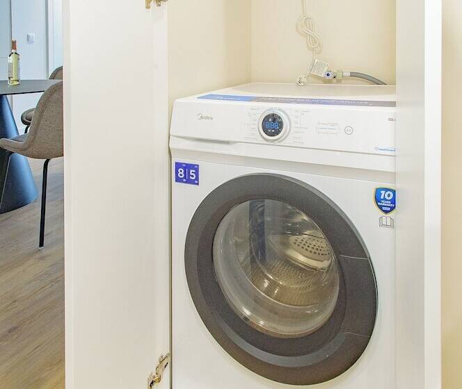 هتل Myflats Premier Suites