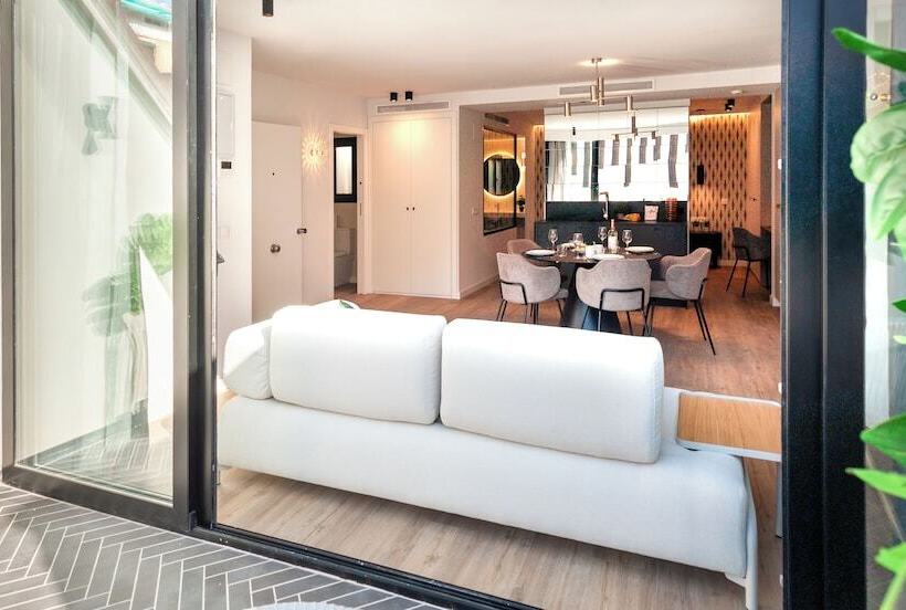 هتل Myflats Premier Suites