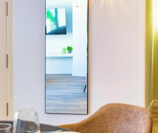 ホテル Myflats Premier Suites