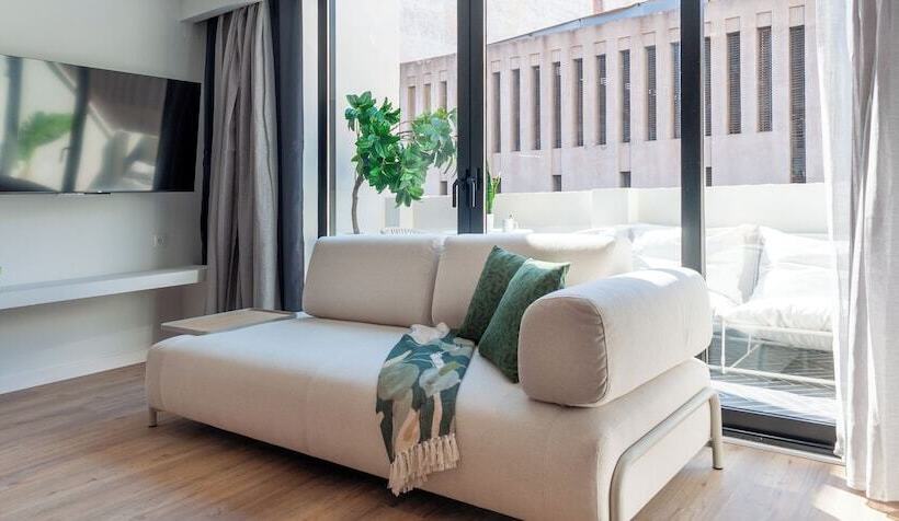 هتل Myflats Premier Suites