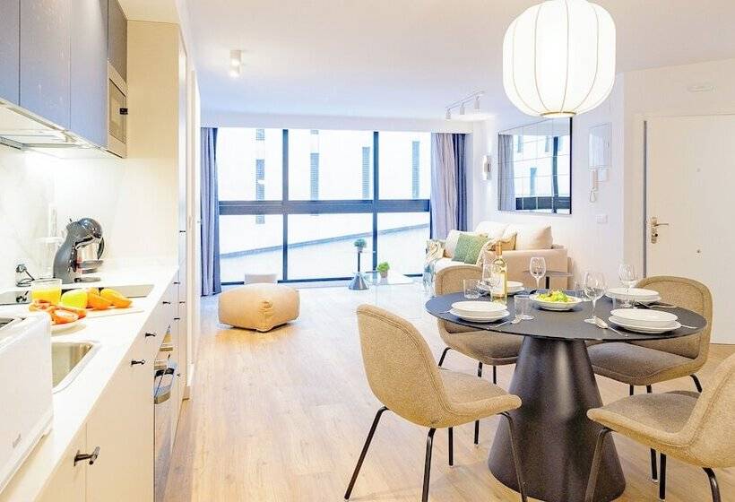 هتل Myflats Premier Suites