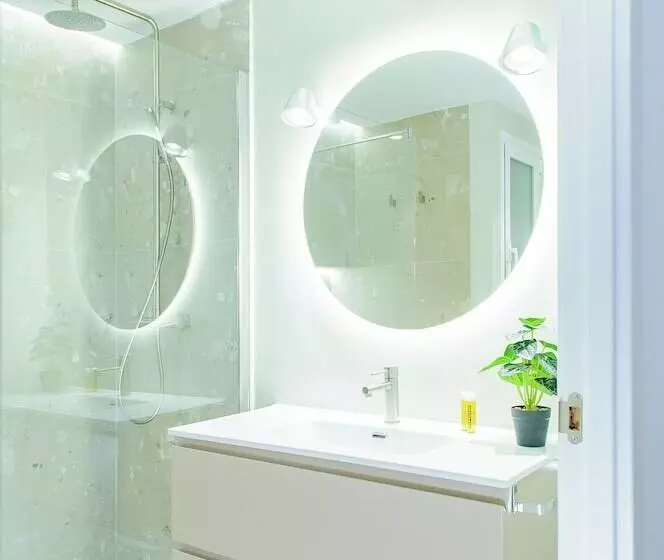 ホテル Myflats Premier Suites