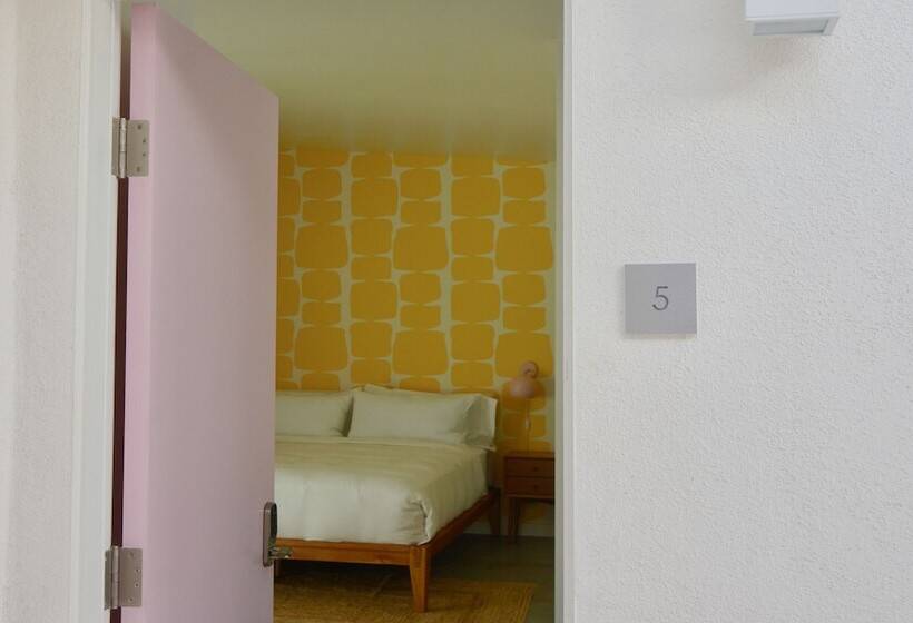 בית מלון כפרי The Cactai