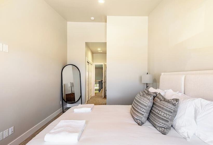 Jordanelle By Avantstay Next To The Reservoir!