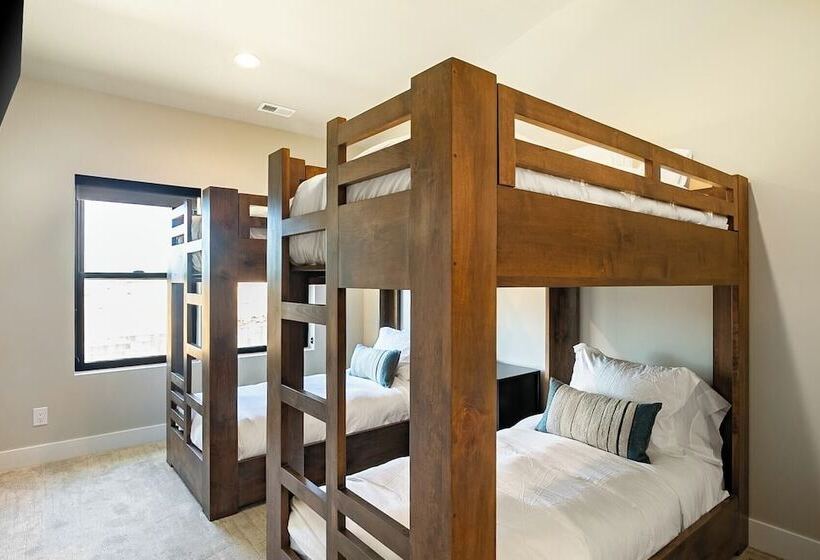 Jordanelle By Avantstay Next To The Reservoir!