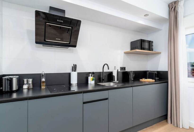 Limehome Oviedo Calle Postigo Bajo