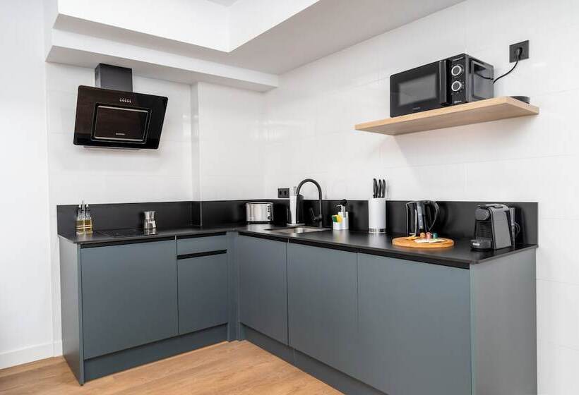 Limehome Oviedo Calle Postigo Bajo