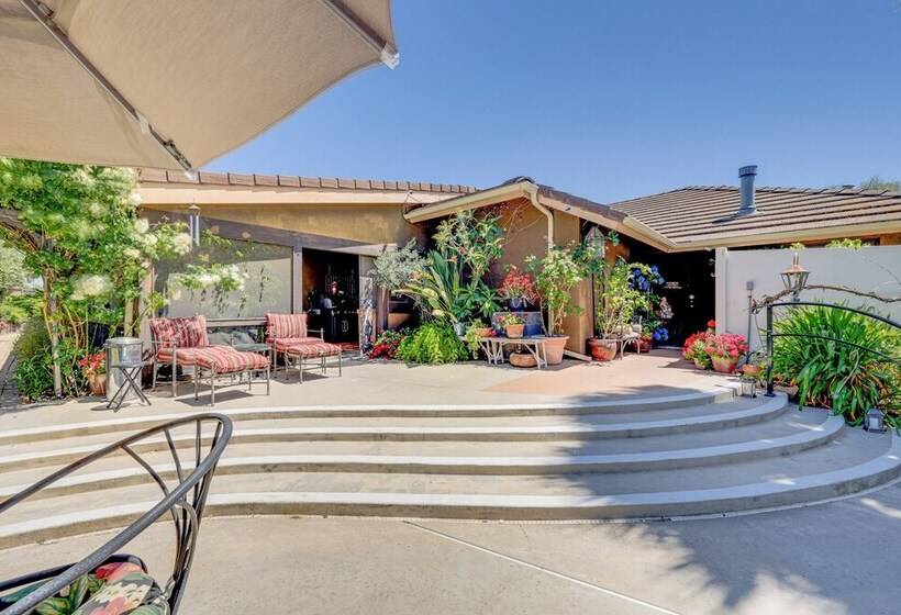 Luxe Paso Robles Retreat W/ Heated Pool & Lanai