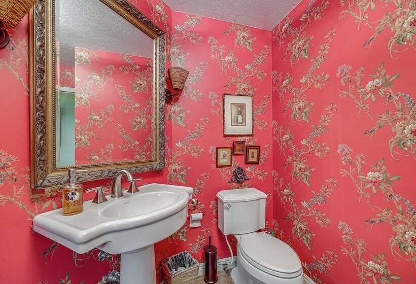 Luxe Paso Robles Retreat W/ Heated Pool & Lanai