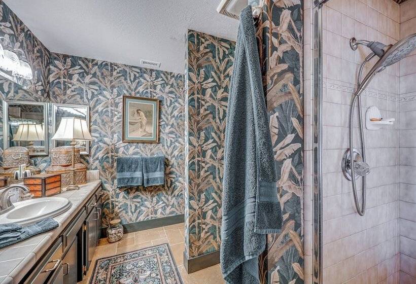 Luxe Paso Robles Retreat W/ Heated Pool & Lanai