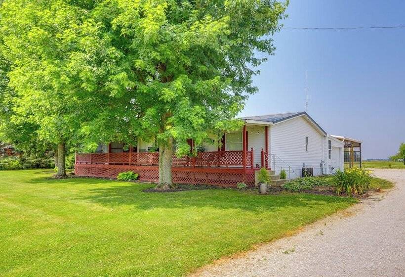 North Fairfield Family Home W/ Hot Tub & Porch!