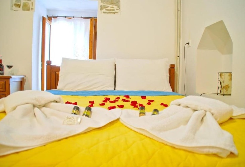 Пансион Xirafis Apartments