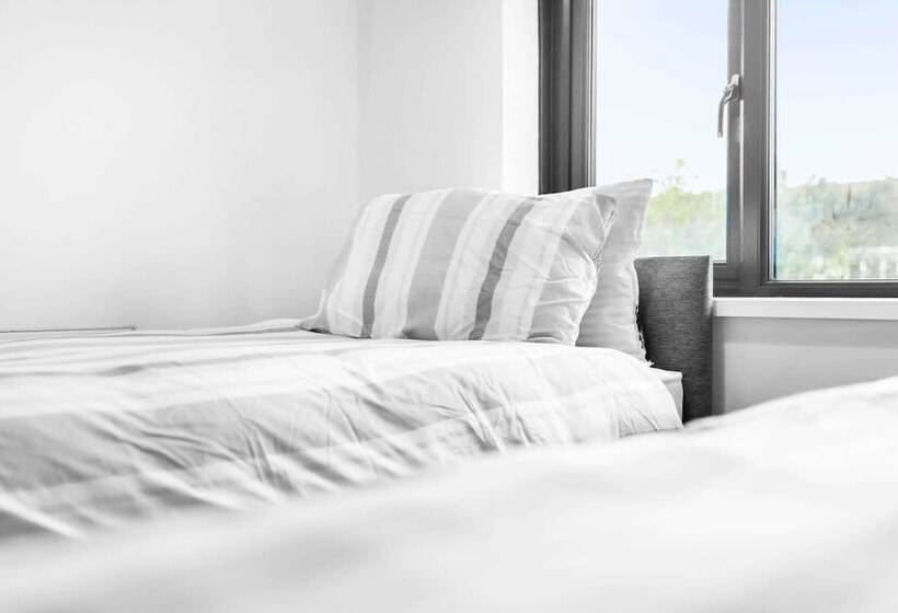 اقامتگاه Stunning 2 Bed House In Birmingham