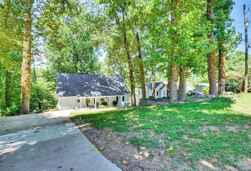 Waterfront Gainesville Home W/ Private Boat Dock!