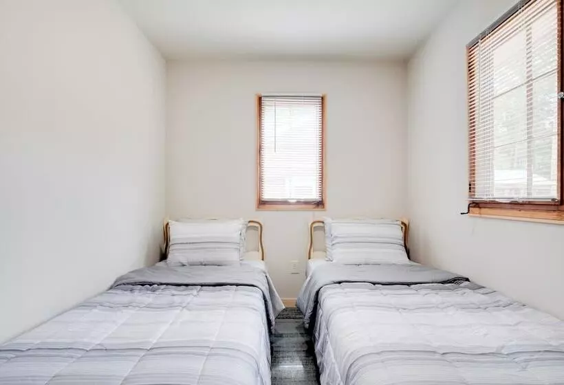 Waterfront Wisconsin Cabin: Private Dock, Grill