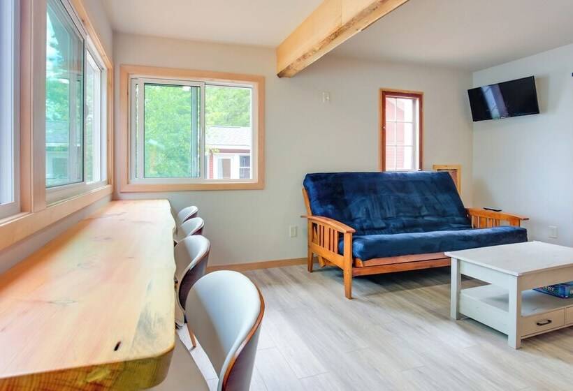 Waterfront Wisconsin Cabin: Private Dock, Grill