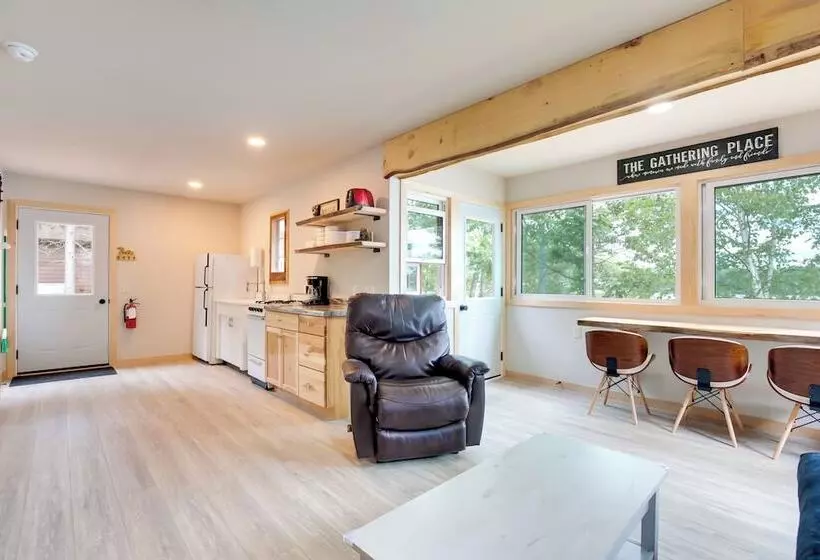 Waterfront Wisconsin Cabin: Private Dock, Grill