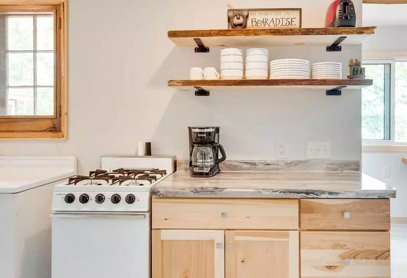 Waterfront Wisconsin Cabin: Private Dock, Grill