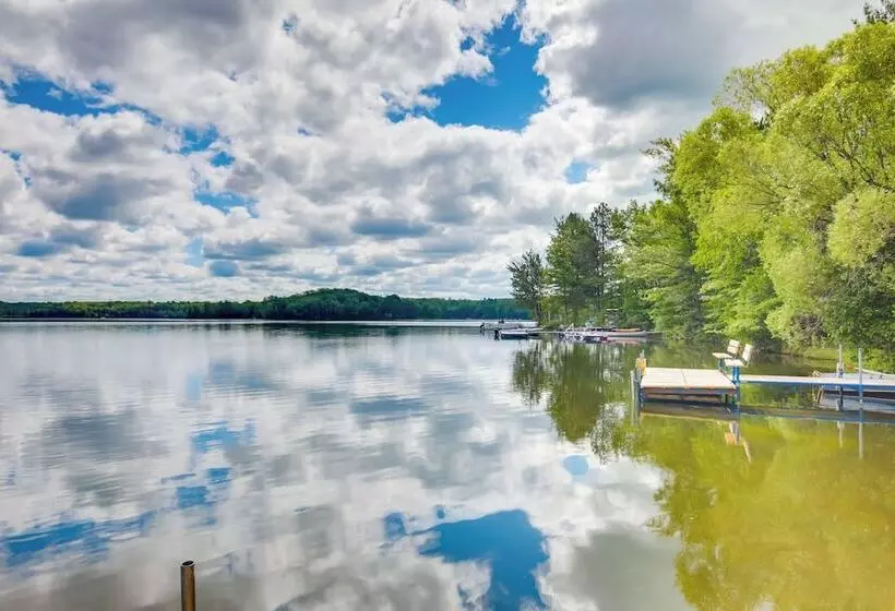 Waterfront Wisconsin Cabin: Private Dock, Grill