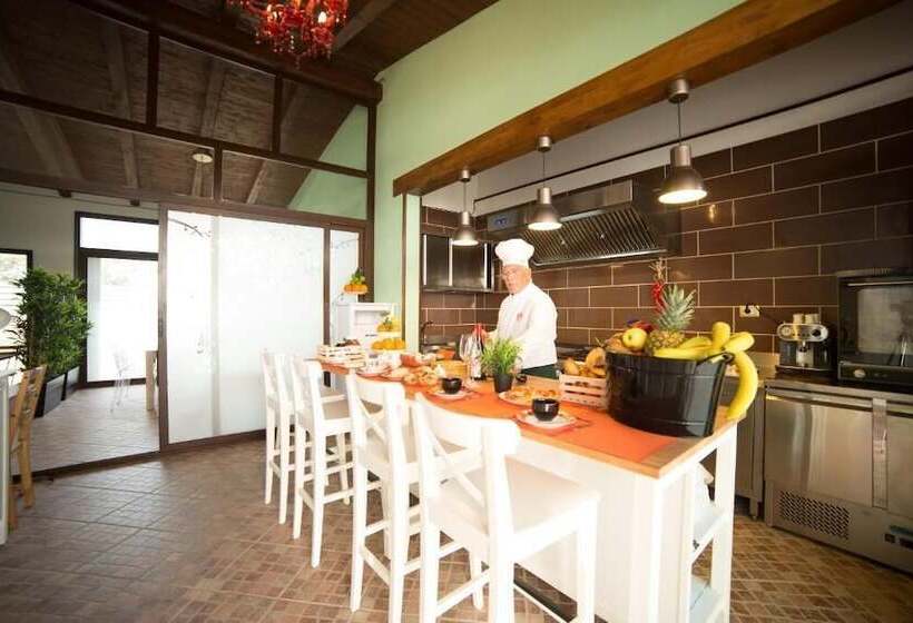 민박 Apollonion Country House