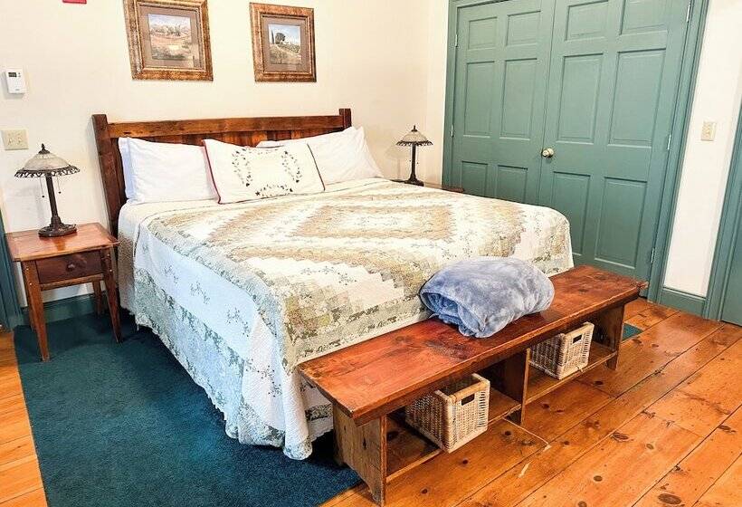 مبيت وإفطار The Black Walnut Inn