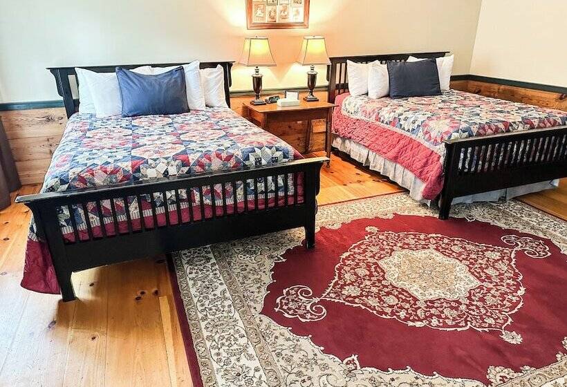 مبيت وإفطار The Black Walnut Inn