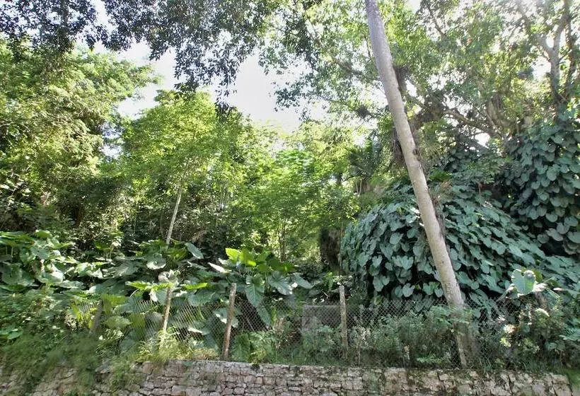 تختخواب و صبحانه Casa Camila