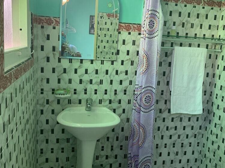 تختخواب و صبحانه Hostal Jorge