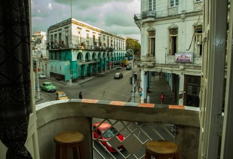 تختخواب و صبحانه Hostal Jorge