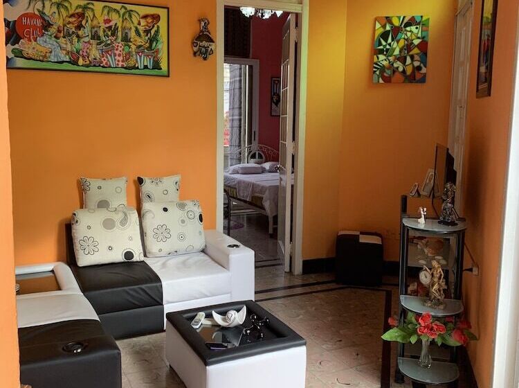 تختخواب و صبحانه Hostal Jorge