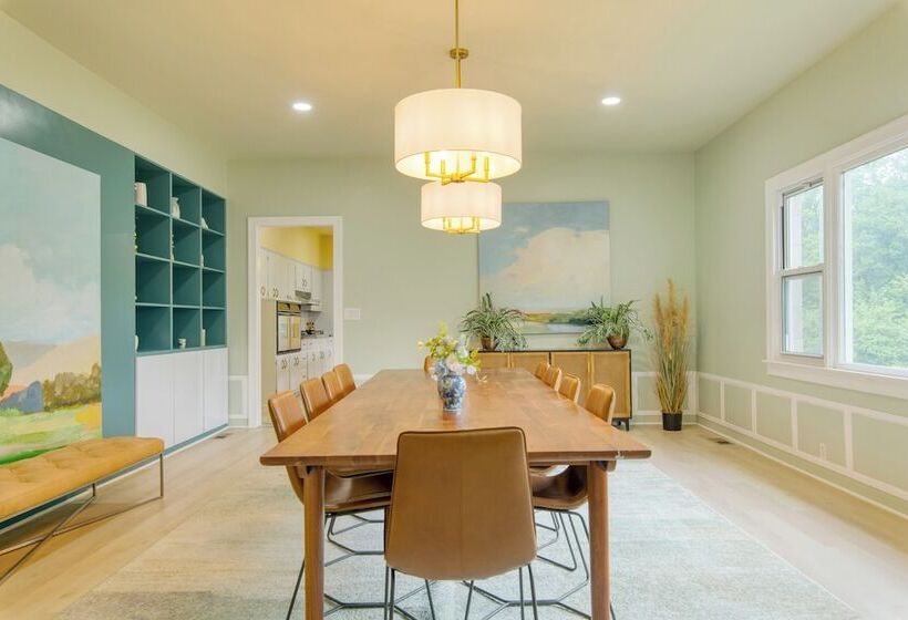 Game Farm Villa By Avantstay 10bdr, Private Pond, Spa, Pool Family Friendly