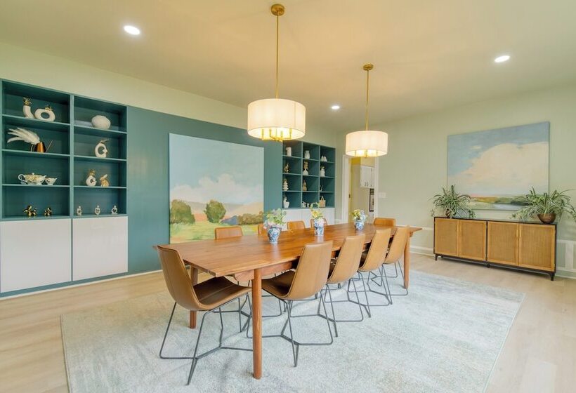 Game Farm Villa By Avantstay 10bdr, Private Pond, Spa, Pool Family Friendly