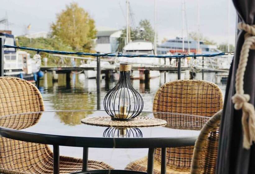 酒店 Ahoy Masal Modern Retreat