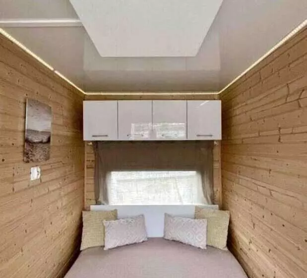 Hotelli Ahoy Masal Modern Retreat