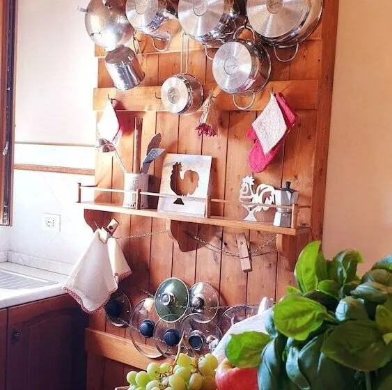 Maaseutuhotelli Agriturismo Podere Le Tombe