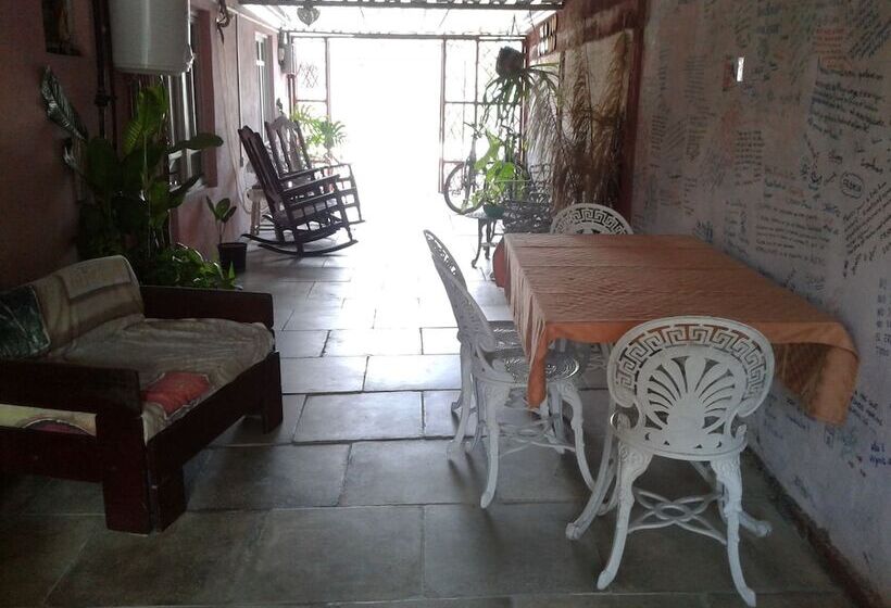 پانسیون Casa Encanto