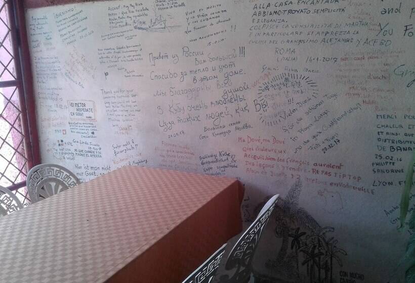 پانسیون Casa Encanto