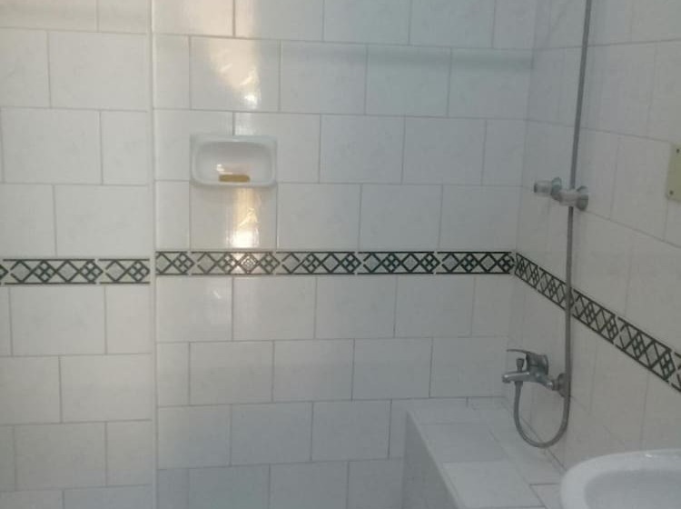 پانسیون Hostal Casandra