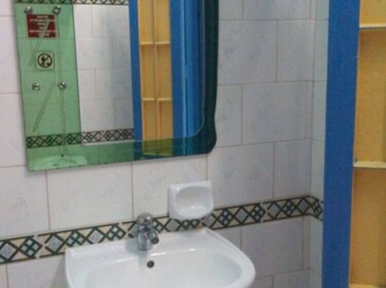 پانسیون Hostal Casandra