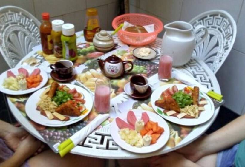 پانسیون Hostal Casandra