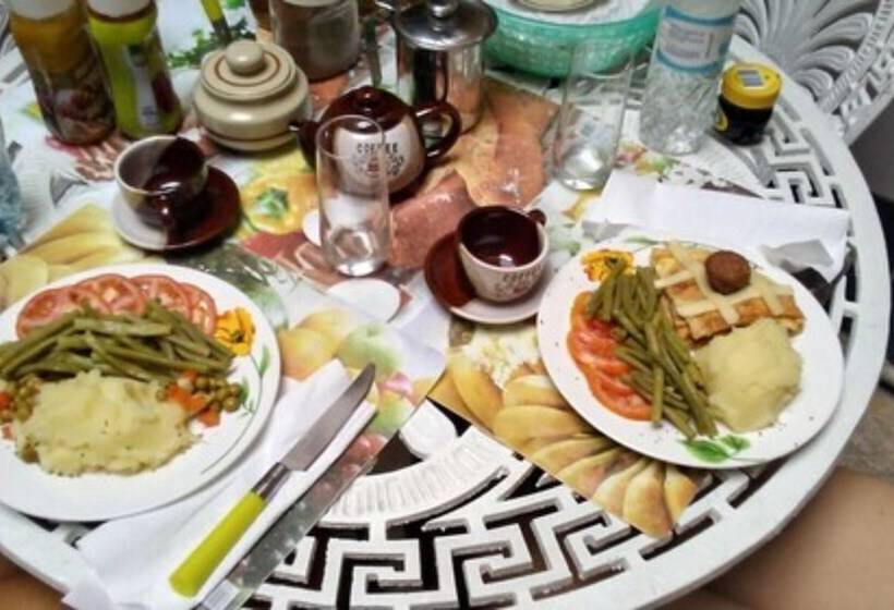 پانسیون Hostal Casandra