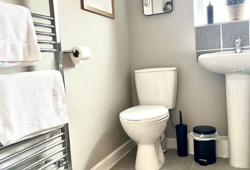 レジデンス Central Ellesmere  Sleeps2   Parking   Petfriendly