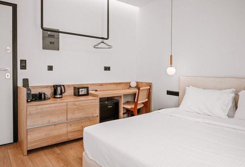 リゾートホテル Plānis Str Urban Suites By Semavi