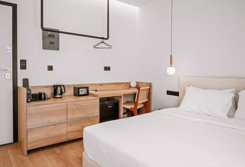 リゾートホテル Plānis Str Urban Suites By Semavi