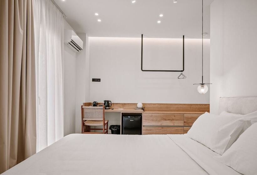 リゾートホテル Plānis Str Urban Suites By Semavi