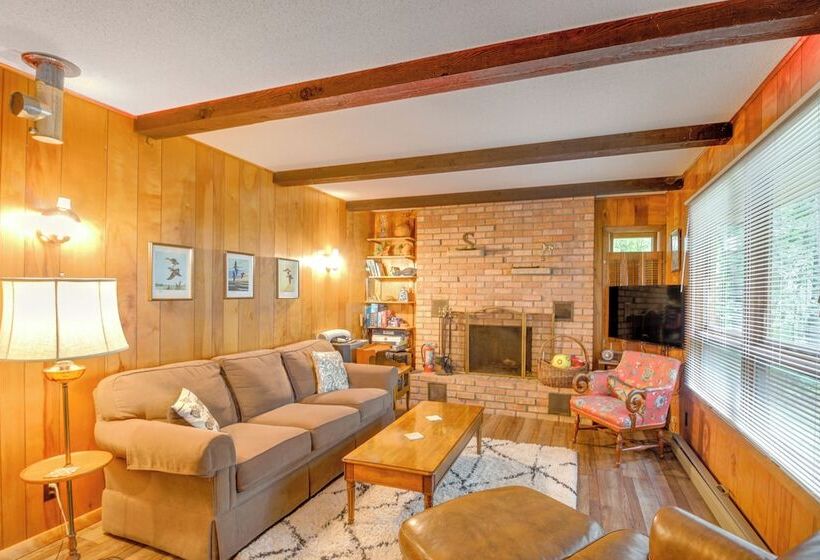 Sullivan Lake Retreat W/ Private Dock + Fire Pit!